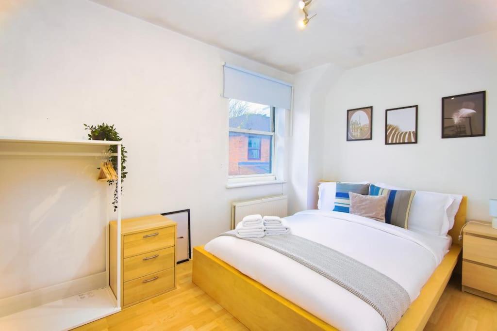 ロンドンTwo Bed House Near Kings Crossアパートメント エクステリア 写真