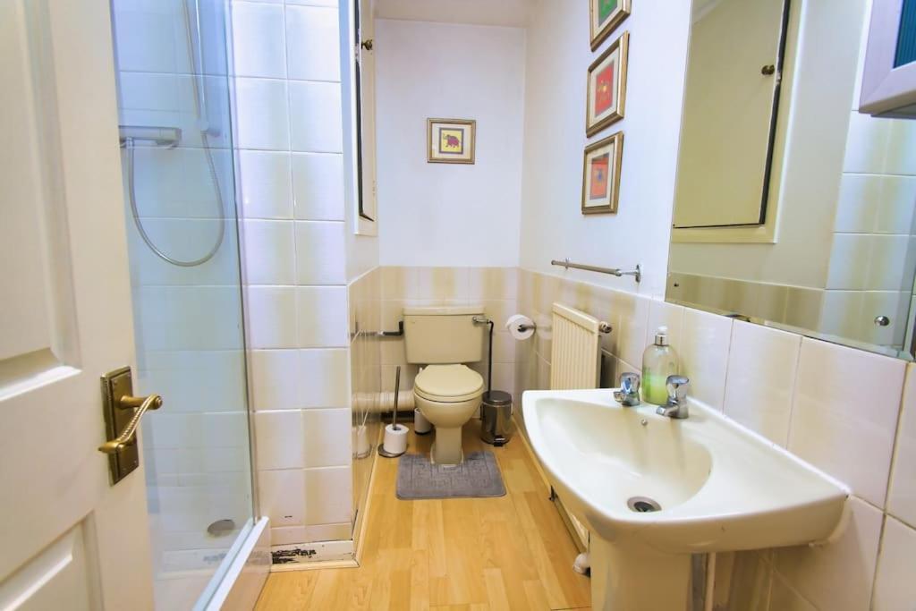 ロンドンTwo Bed House Near Kings Crossアパートメント エクステリア 写真